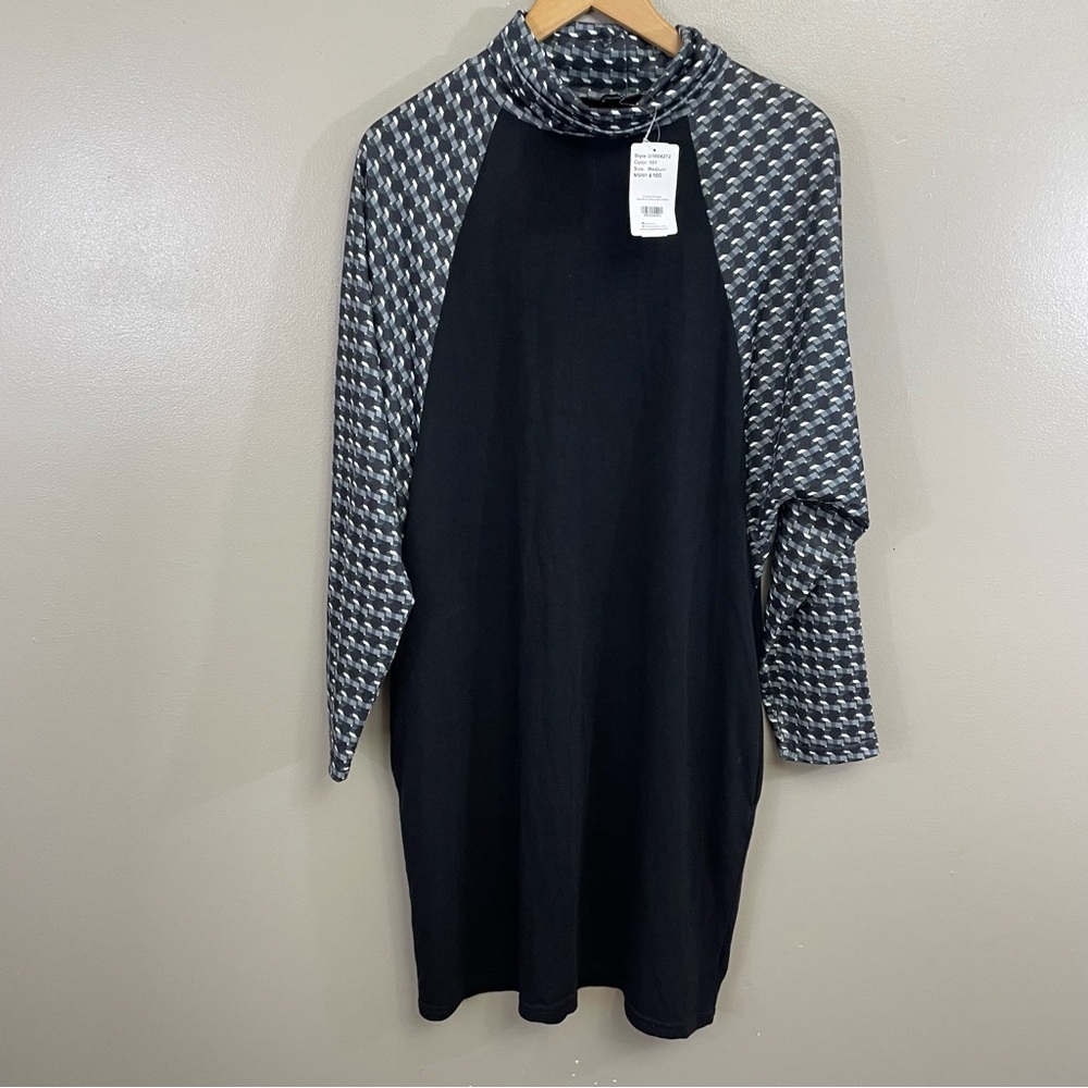 Suzanne Betro women’s size Large Mock Neck Dress streetwear geometric